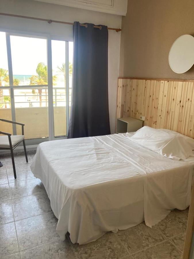Malvarrosa Beach Rooms Valence Extérieur photo