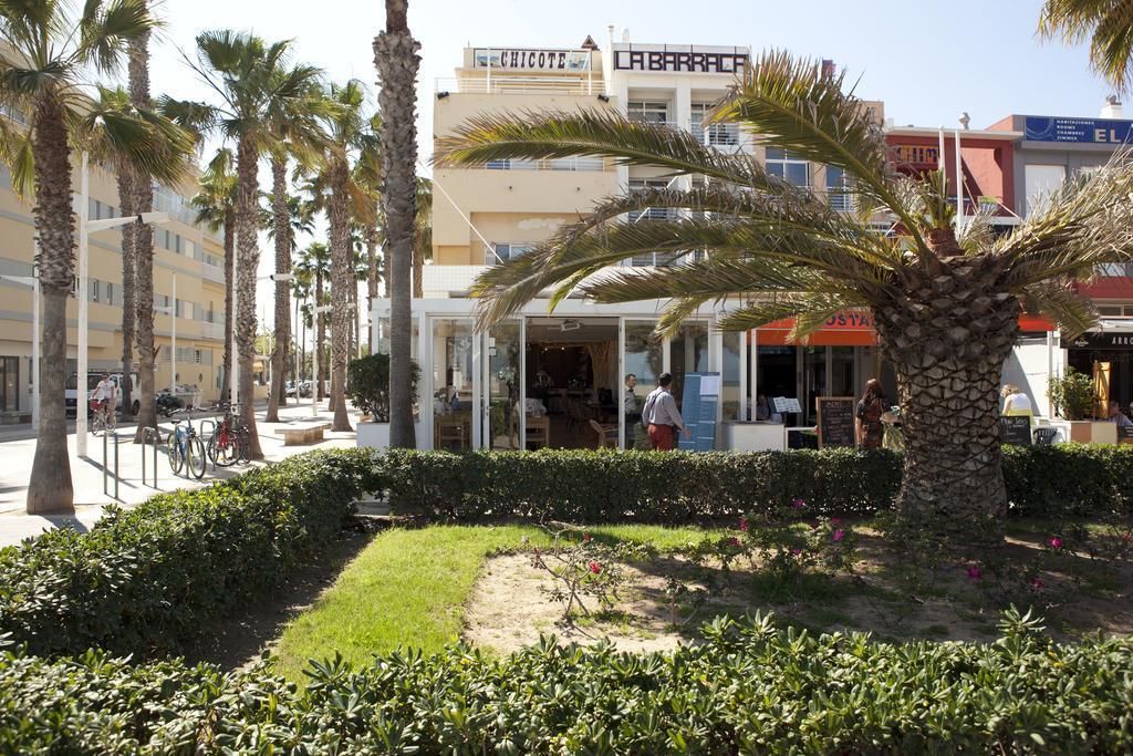 Malvarrosa Beach Rooms Valence Extérieur photo