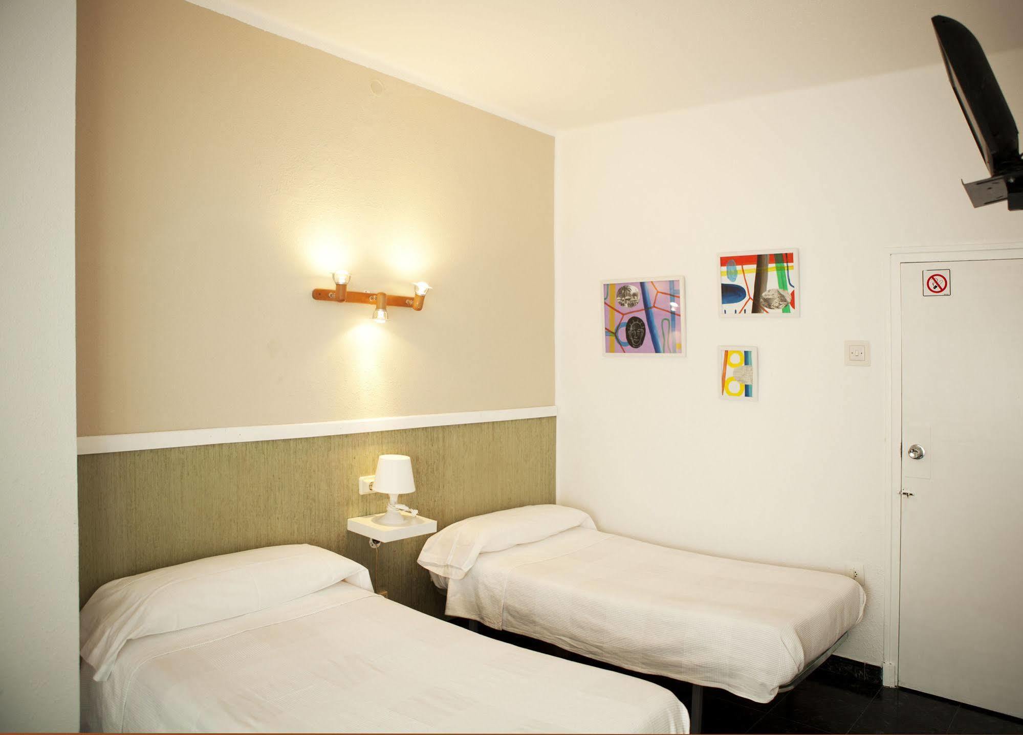 Malvarrosa Beach Rooms Valence Extérieur photo
